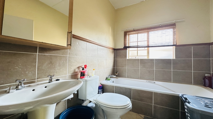 2 Bedroom Property for Sale in Rynfield Gauteng