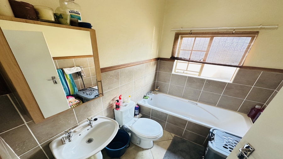 2 Bedroom Property for Sale in Rynfield Gauteng