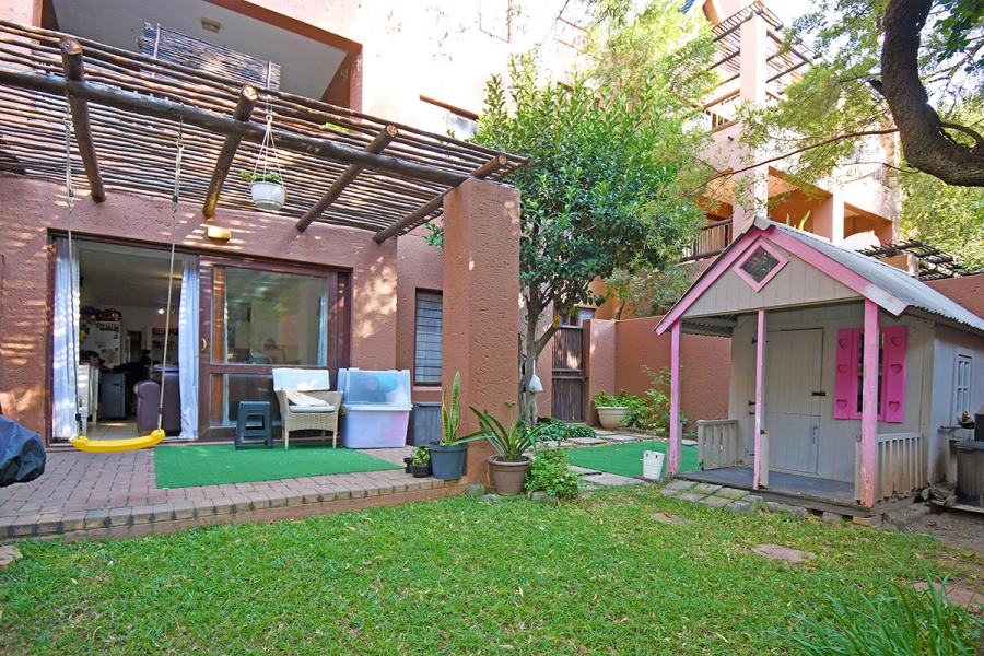 2 Bedroom Property for Sale in Magaliessig Gauteng