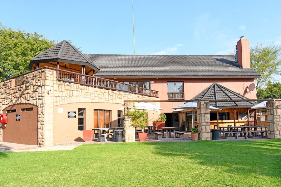 2 Bedroom Property for Sale in Magaliessig Gauteng