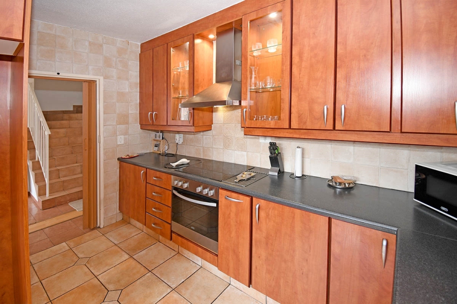 3 Bedroom Property for Sale in Buccleuch Gauteng