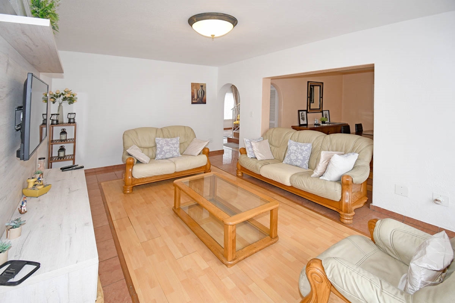 3 Bedroom Property for Sale in Buccleuch Gauteng