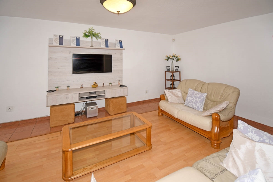3 Bedroom Property for Sale in Buccleuch Gauteng