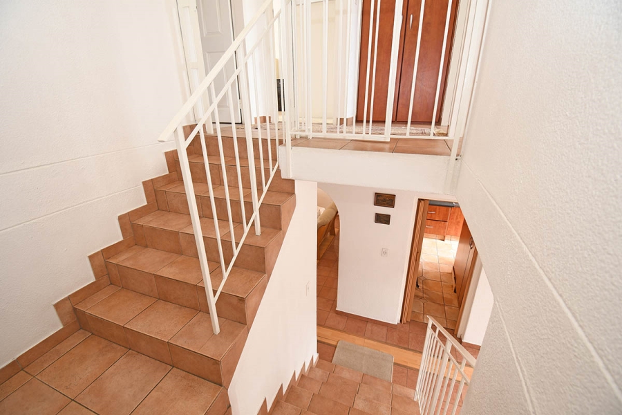 3 Bedroom Property for Sale in Buccleuch Gauteng