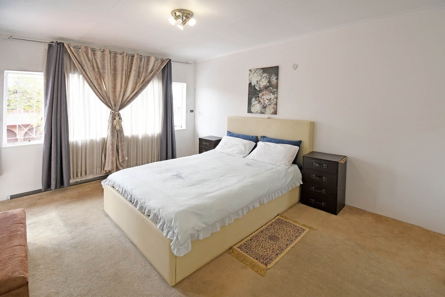 3 Bedroom Property for Sale in Buccleuch Gauteng
