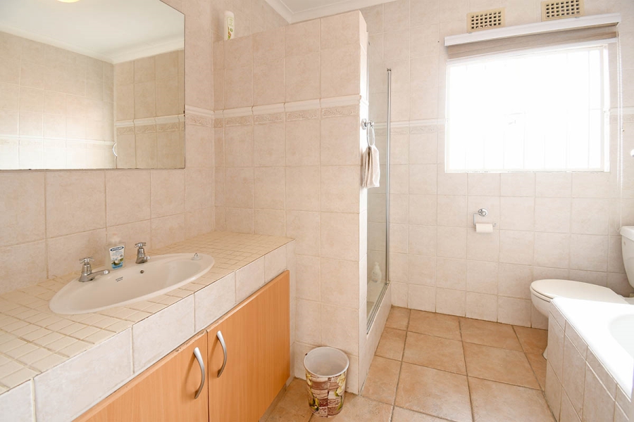 3 Bedroom Property for Sale in Buccleuch Gauteng
