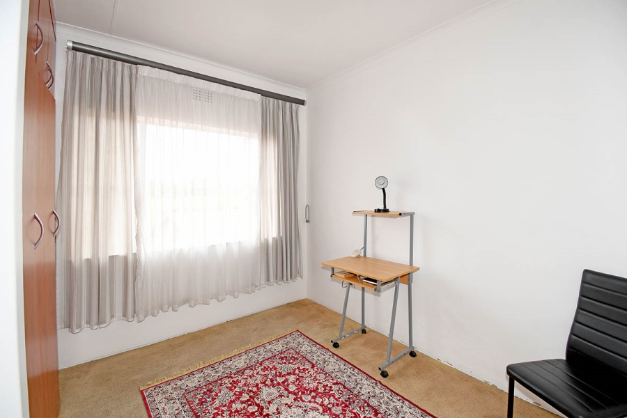 3 Bedroom Property for Sale in Buccleuch Gauteng