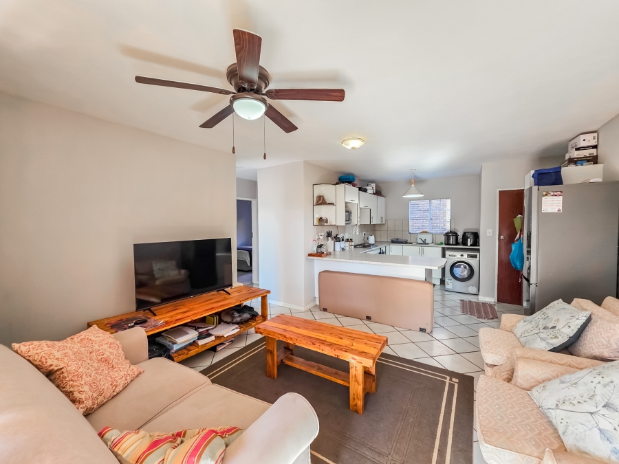 2 Bedroom Property for Sale in Faerie Glen Gauteng