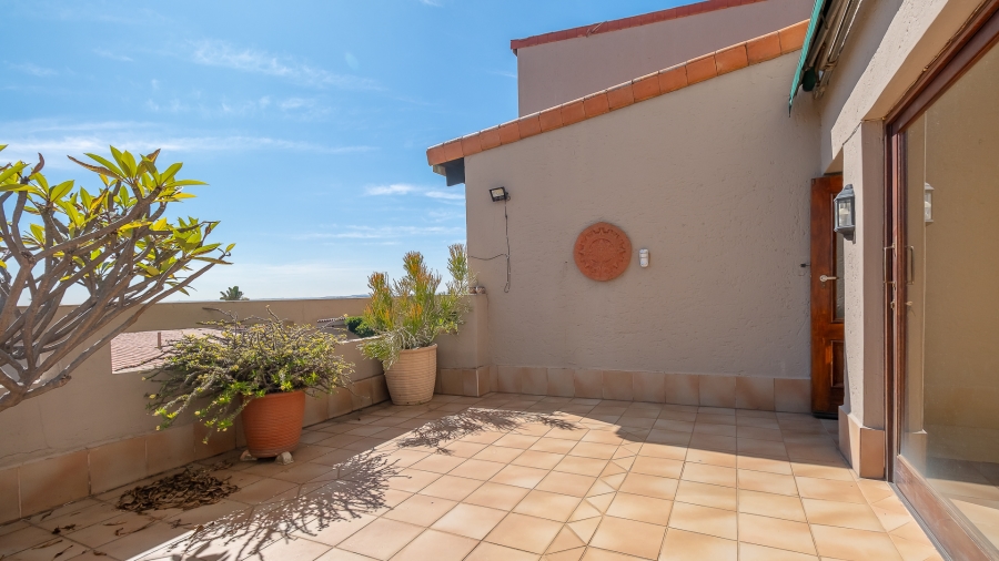 3 Bedroom Property for Sale in Bedford Park Gauteng
