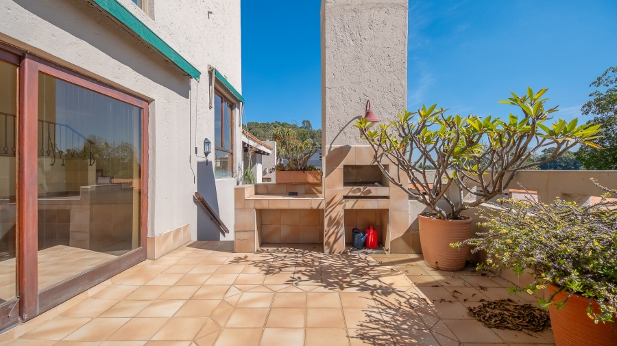 3 Bedroom Property for Sale in Bedford Park Gauteng