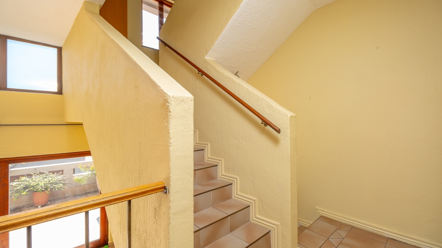 3 Bedroom Property for Sale in Bedford Park Gauteng