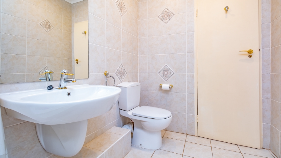 3 Bedroom Property for Sale in Bedford Park Gauteng