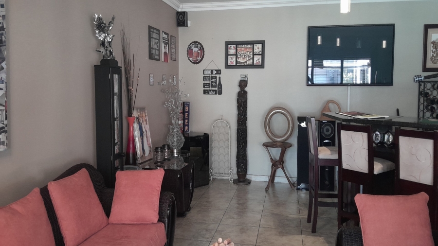 4 Bedroom Property for Sale in Vanderbijlpark SE 8 Gauteng