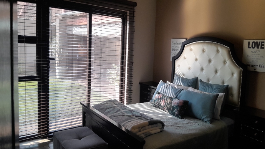 4 Bedroom Property for Sale in Vanderbijlpark SE 8 Gauteng