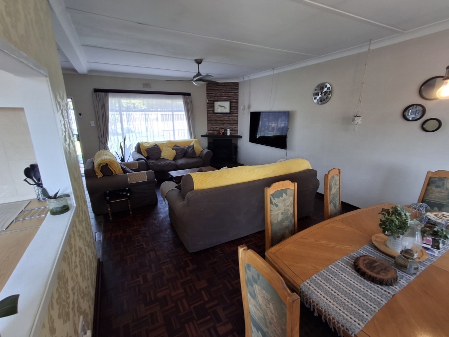5 Bedroom Property for Sale in Northmead Gauteng