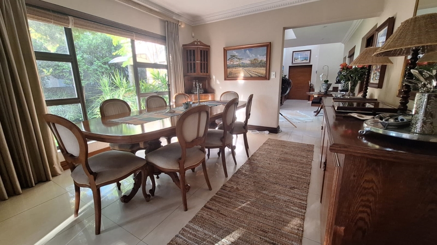 To Let 4 Bedroom Property for Rent in Woodmead Gauteng