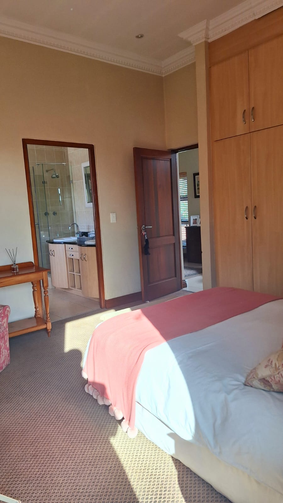 To Let 4 Bedroom Property for Rent in Woodmead Gauteng