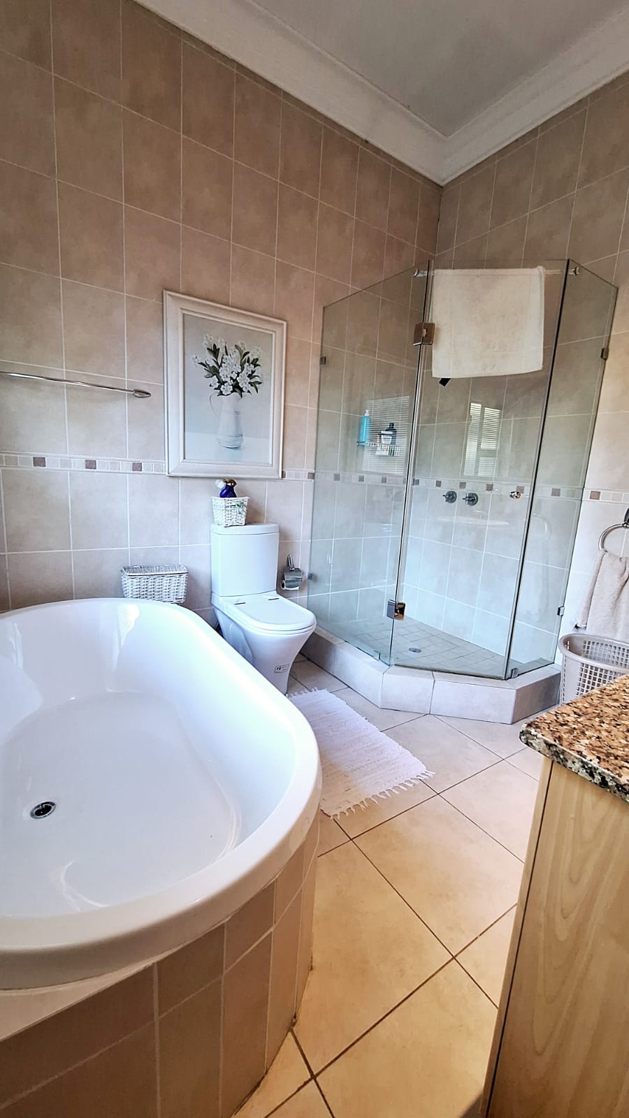To Let 4 Bedroom Property for Rent in Woodmead Gauteng