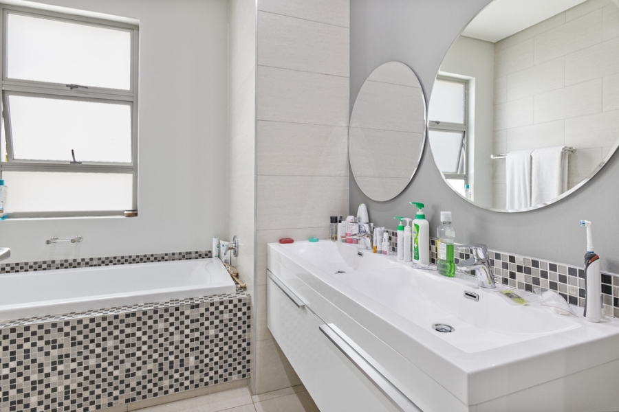 3 Bedroom Property for Sale in Morningside Gauteng