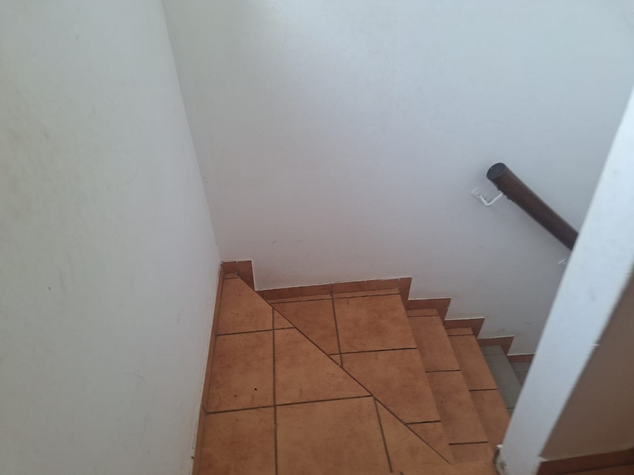 4 Bedroom Property for Sale in Birchleigh Gauteng