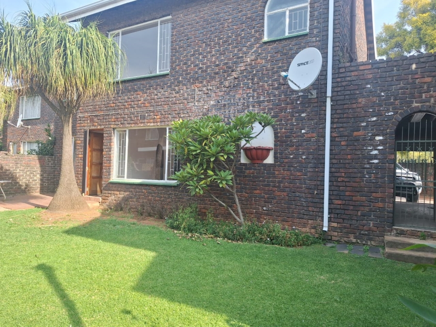 4 Bedroom Property for Sale in Birchleigh Gauteng