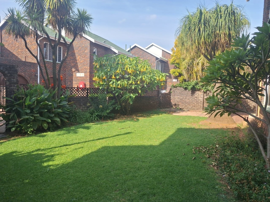 4 Bedroom Property for Sale in Birchleigh Gauteng