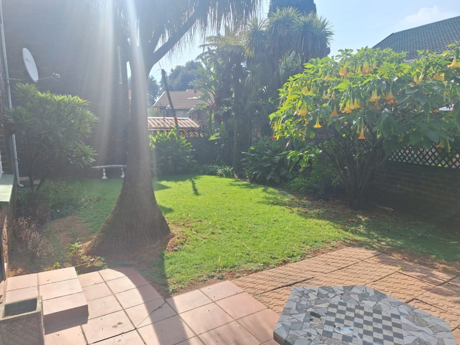 4 Bedroom Property for Sale in Birchleigh Gauteng