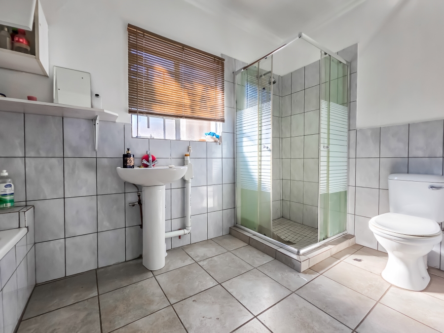 4 Bedroom Property for Sale in Rietfontein Gauteng