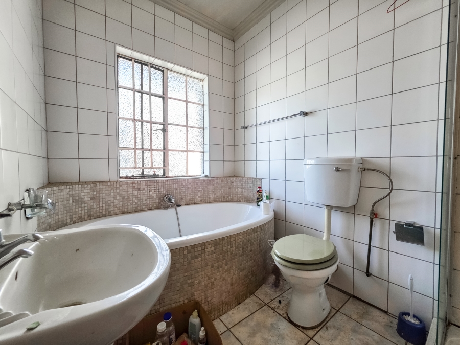 4 Bedroom Property for Sale in Rietfontein Gauteng