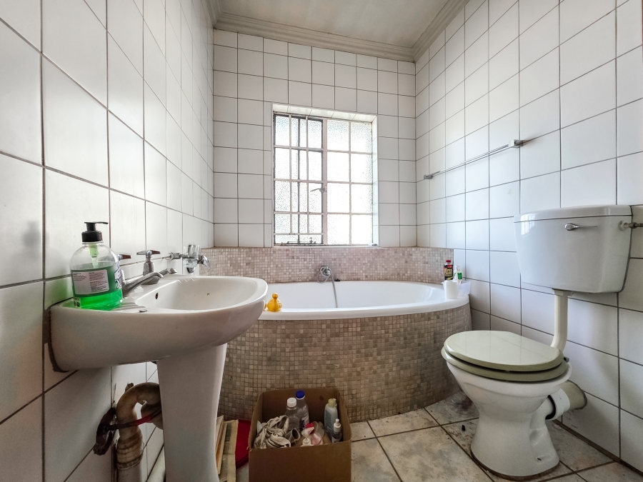 4 Bedroom Property for Sale in Rietfontein Gauteng