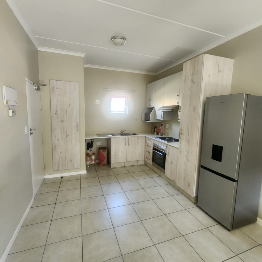 2 Bedroom Property for Sale in Grand Central Gauteng