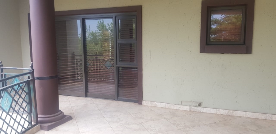 3 Bedroom Property for Sale in Featherbrooke Estate Gauteng