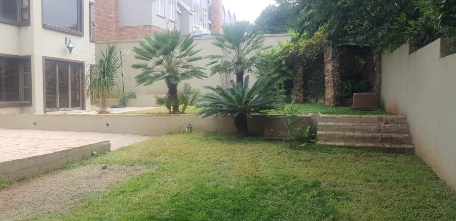 3 Bedroom Property for Sale in Featherbrooke Estate Gauteng