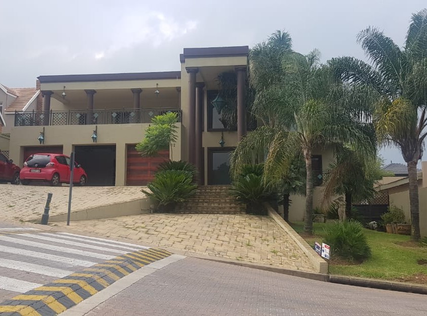 3 Bedroom Property for Sale in Featherbrooke Estate Gauteng