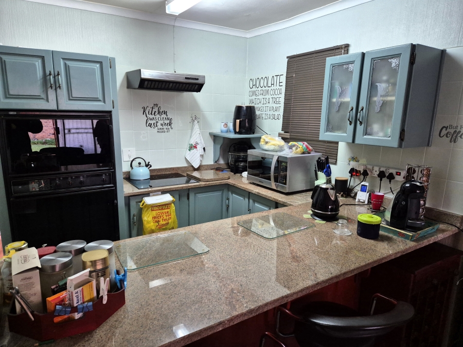 3 Bedroom Property for Sale in Wierda Park Gauteng