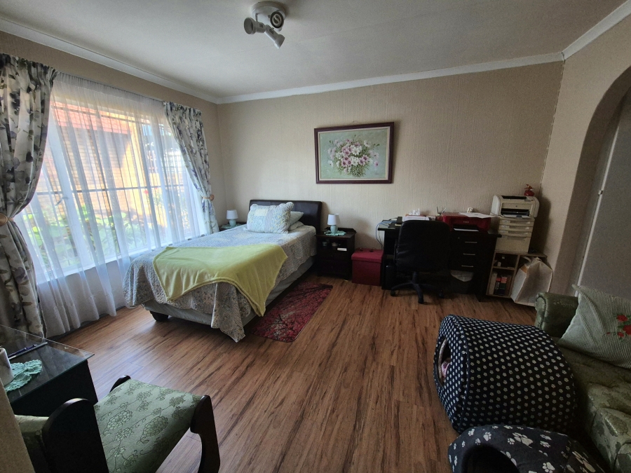 3 Bedroom Property for Sale in Wierda Park Gauteng