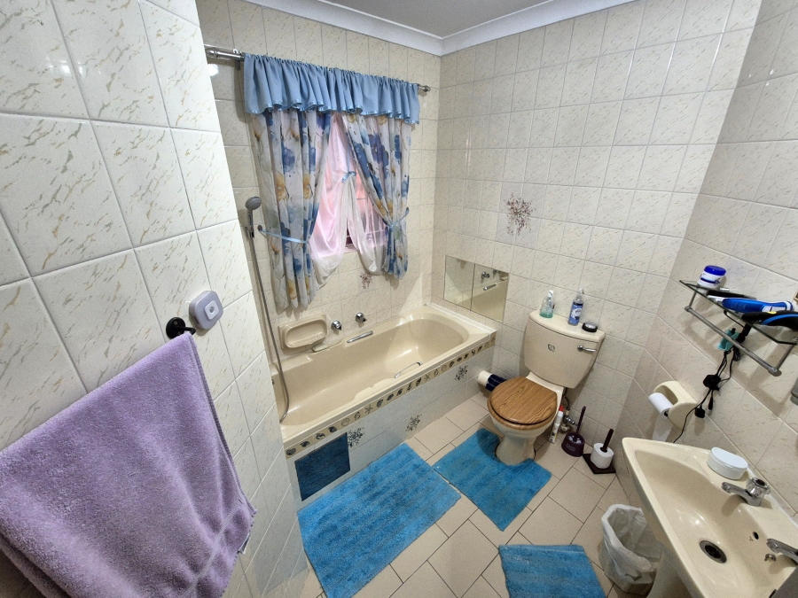 3 Bedroom Property for Sale in Wierda Park Gauteng