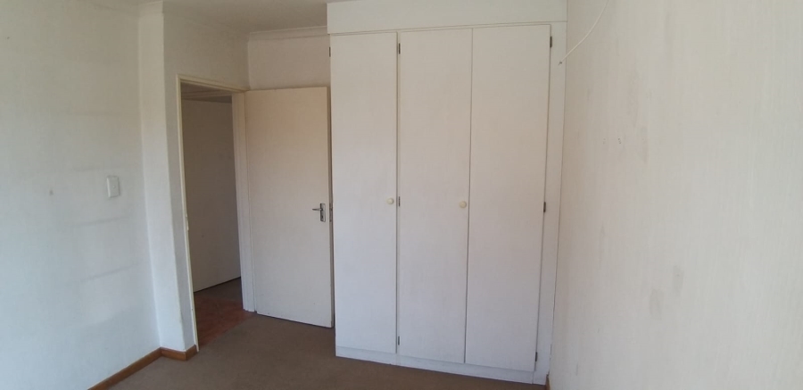 2 Bedroom Property for Sale in Helikonpark Gauteng