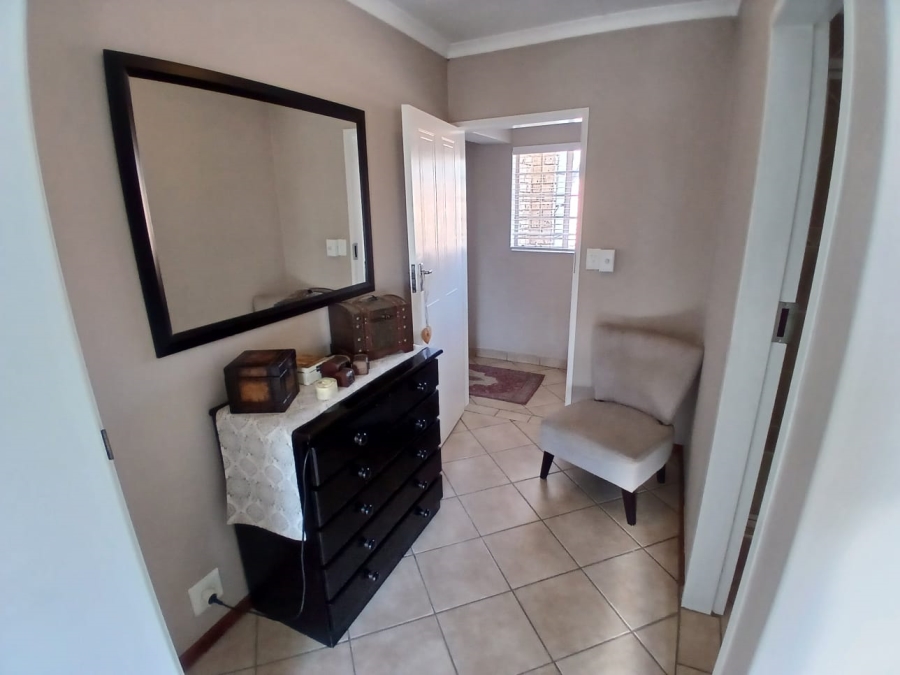 To Let 3 Bedroom Property for Rent in Sinoville Gauteng