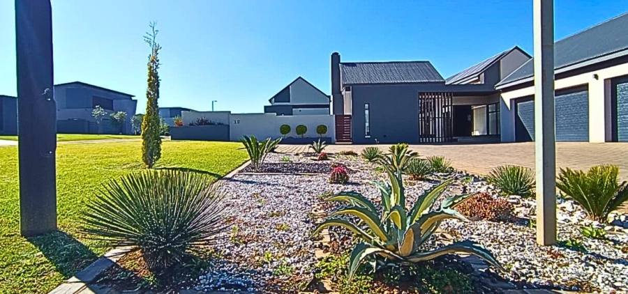 4 Bedroom Property for Sale in Midstream Meadows Gauteng