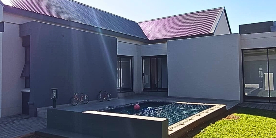 4 Bedroom Property for Sale in Midstream Meadows Gauteng