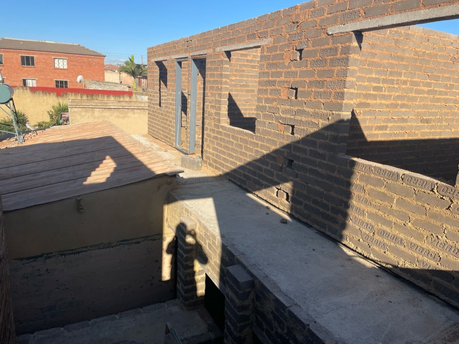 12 Bedroom Property for Sale in Kaalfontein Gauteng