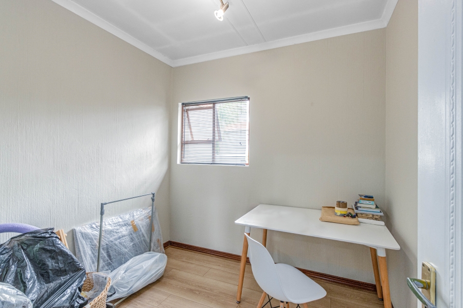To Let 3 Bedroom Property for Rent in Kyalami Estates Gauteng