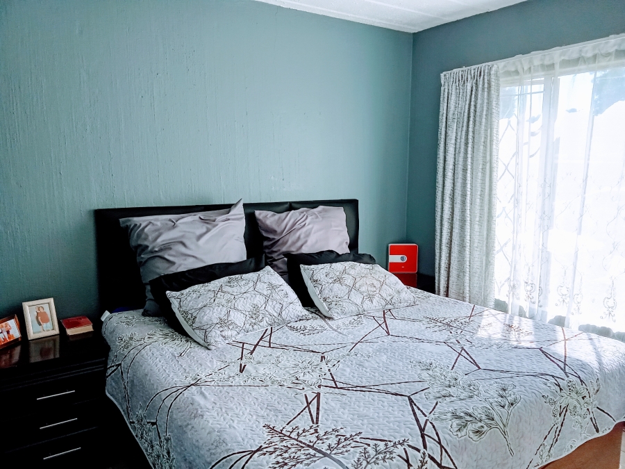 2 Bedroom Property for Sale in Horison Gauteng
