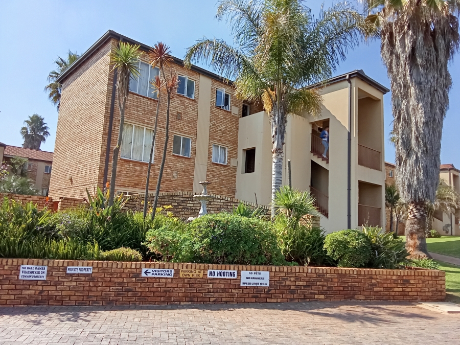 2 Bedroom Property for Sale in Horison Gauteng