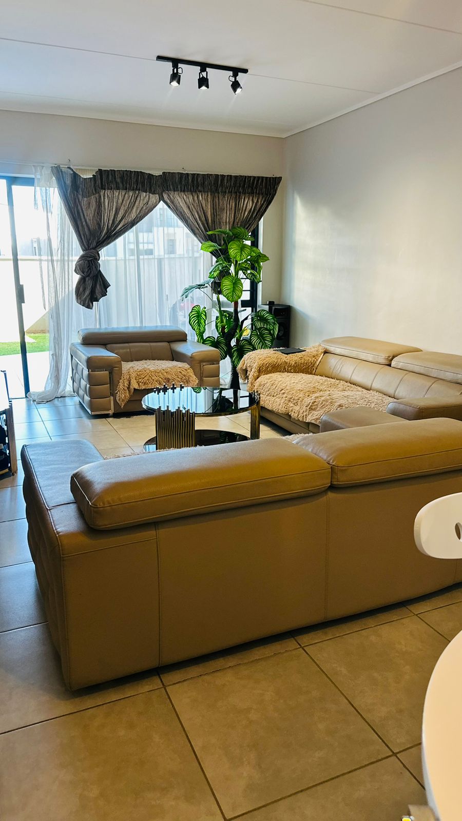 3 Bedroom Property for Sale in Waterfall Gauteng
