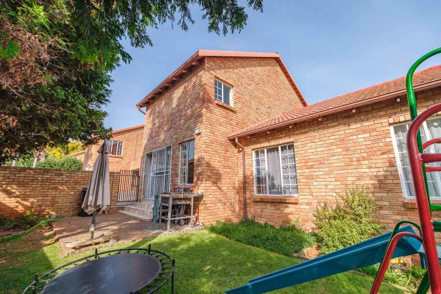 3 Bedroom Property for Sale in Fairland Gauteng