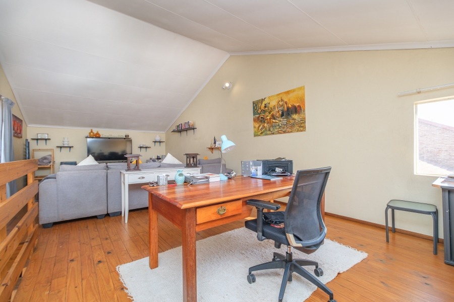3 Bedroom Property for Sale in Fairland Gauteng