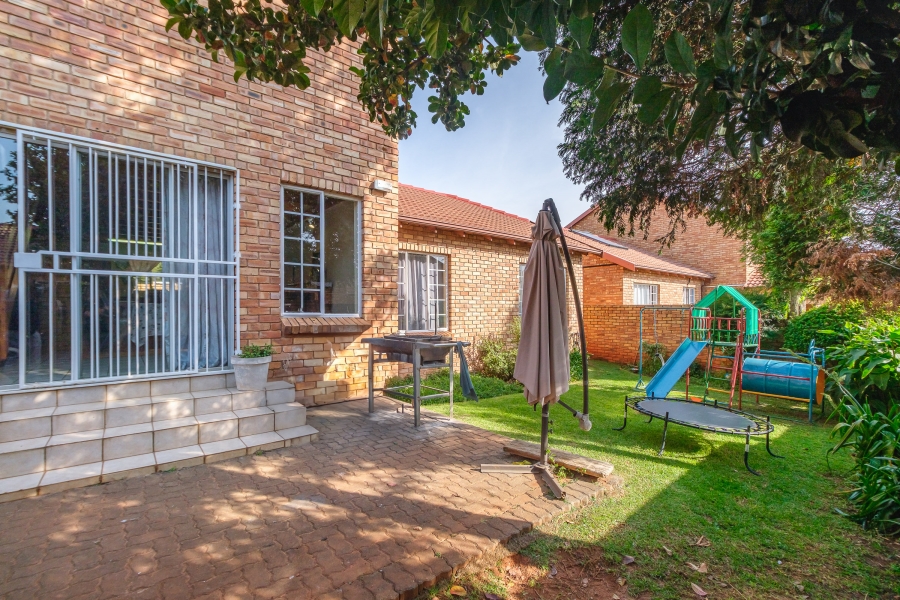 3 Bedroom Property for Sale in Fairland Gauteng