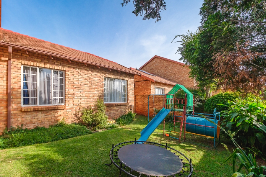 3 Bedroom Property for Sale in Fairland Gauteng